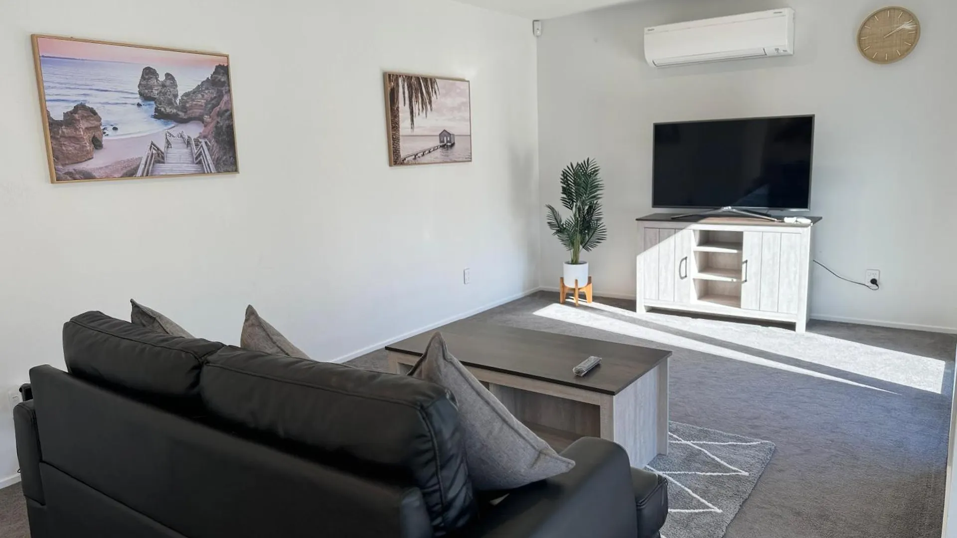 Holiday home Airport Retreat 4Br 8 Guests Villa Christchurch New Zealand
